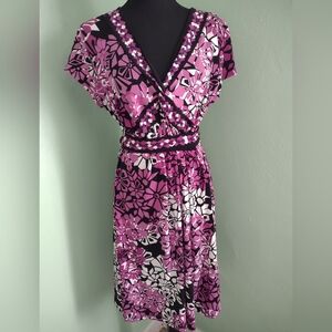 Beautiful APT 9 Dress Large